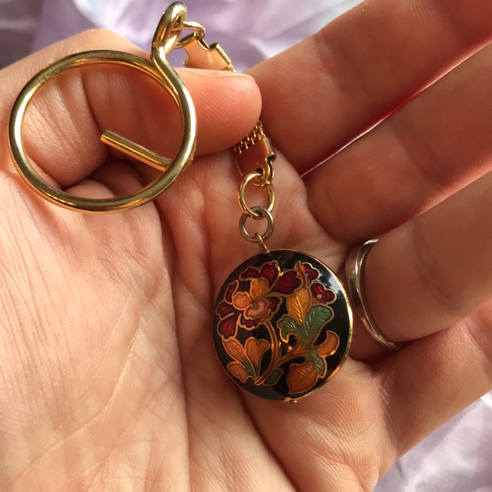 Keychain - Picture 2 of 2